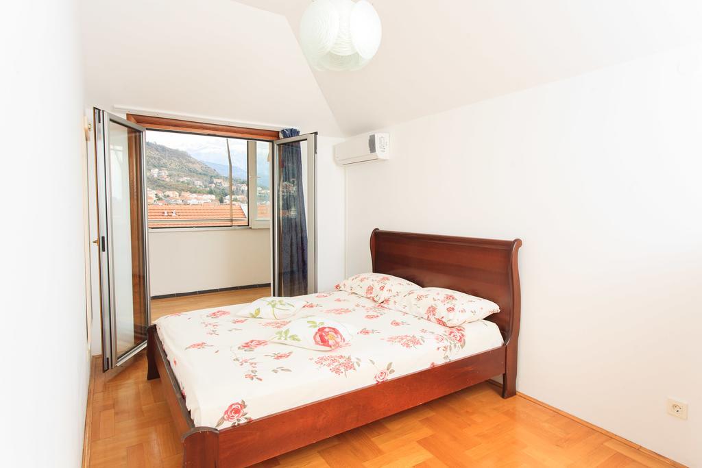 Apartment DV Magnolia Tivat Extérieur photo